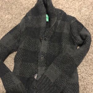 Black plaid 2T excellent condition